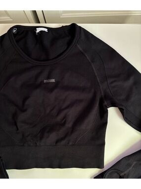 Gymshark Women’s Flex Sport Open Back Long Sleeve Workout top Size M Black
